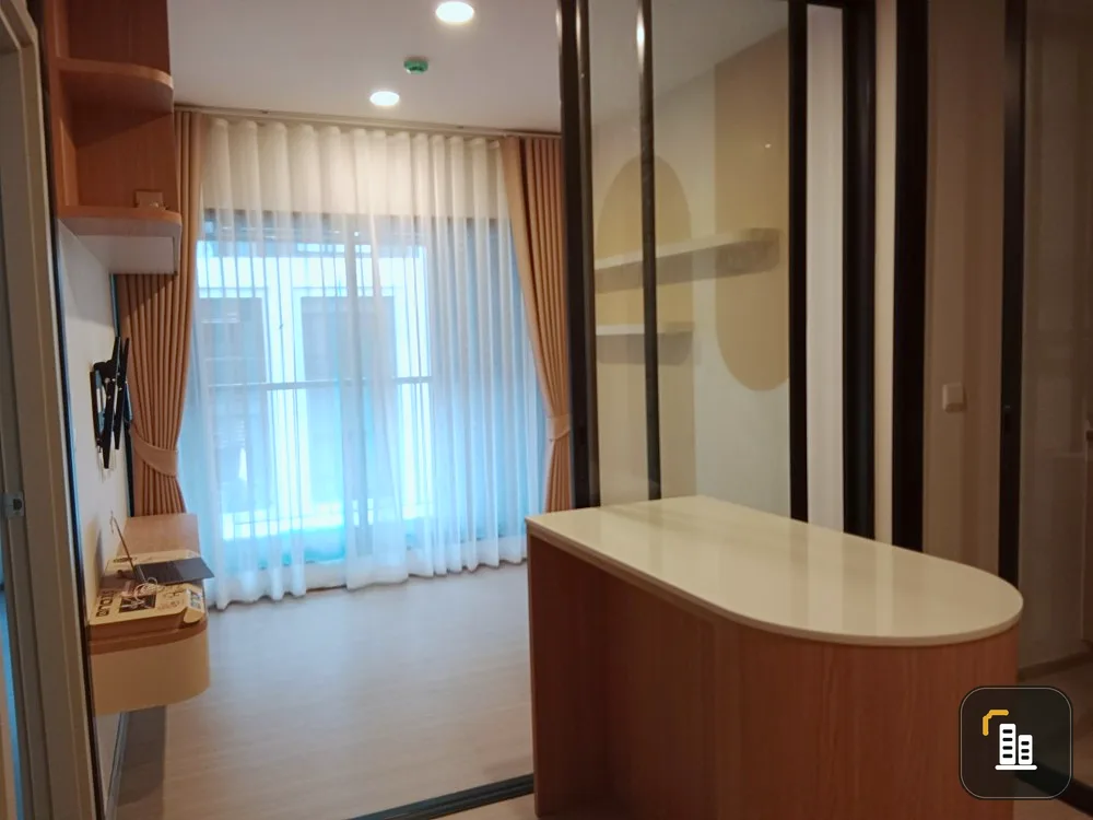 For sale: Aspire Sukhumvit-Onnut, 5th floor, corner room, very private, beautiful Buit-in, hurry and reserve quickly.