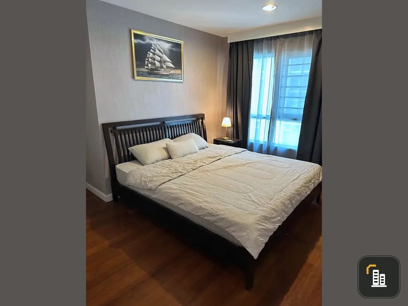 Urgent sale: Condo Belle Grand Rama 9. A very large room, comes with valuable usable space. Hurry and reserve now.