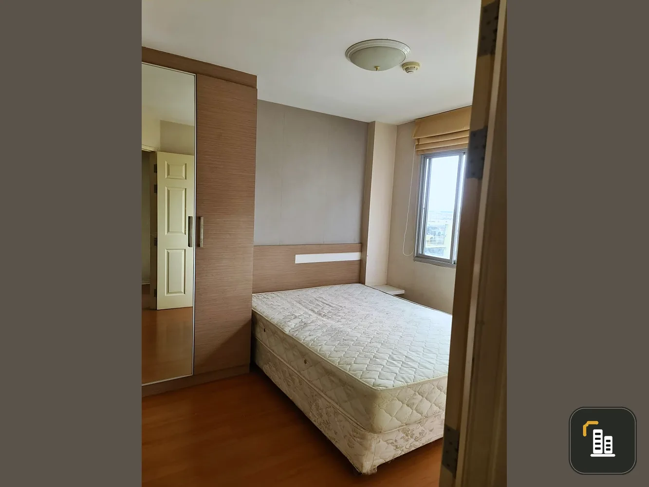 For sale: Lumpini Condo Town Ramintra - Lak Si. Simple decorated room. Complete set of furniture If you don't reserve, you'll miss a lot.