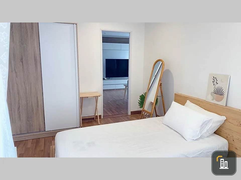 For rent: Regent Home Bang Son, high floor, furnished room, minimalist style, extremely minimalist, great price, book now.
