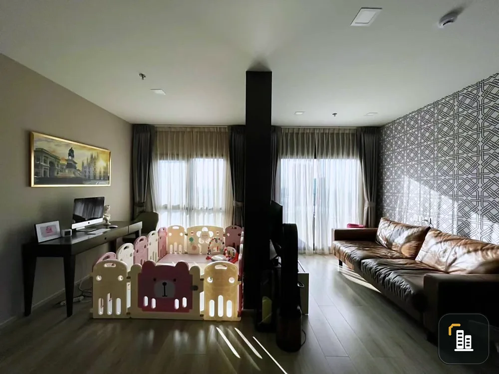 For sale: Metris Ladprao, room decorated with great walls. Wide with usable space. Animal lovers. Book now. Don't miss it.