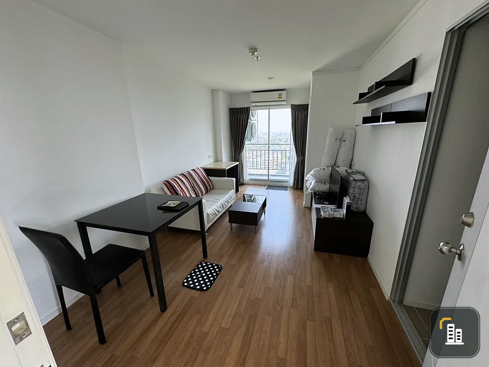 Condo for sale Lumpini Place Borommaratchachonnani - Pinklao, high view room, not blocked, very good price, fully furnished, reserve now.