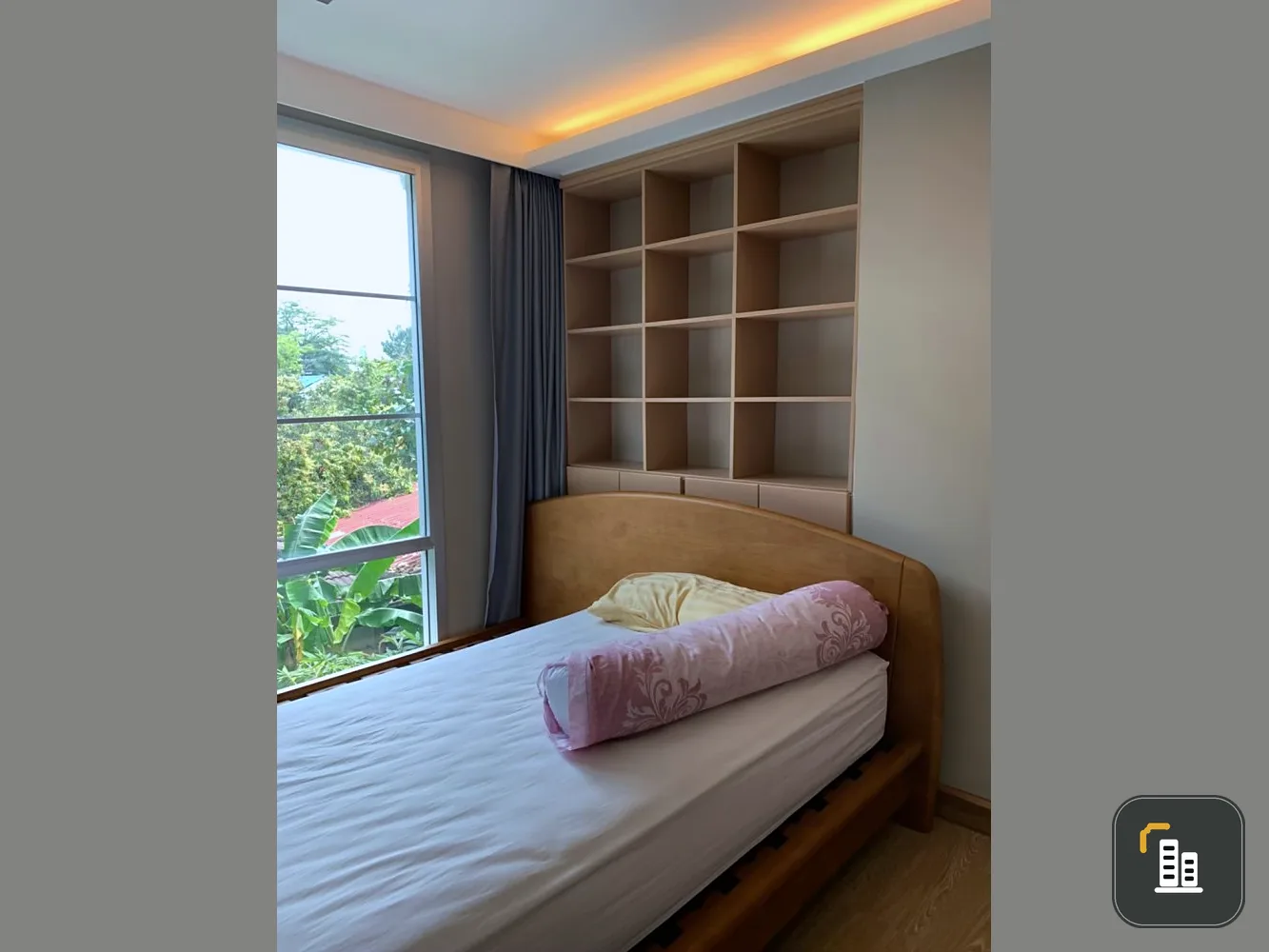 Urgent sale, Condo Maestro 39, spacious room. Great usable space, reasonable price, let me tell you, don't miss it.