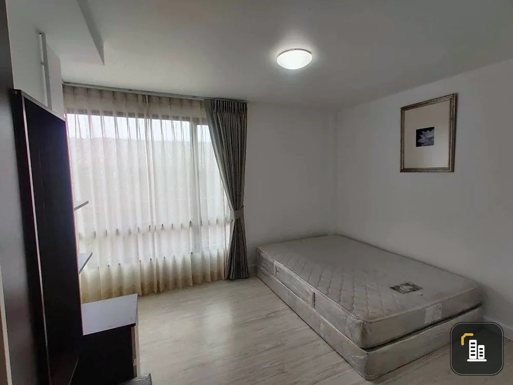 Condo for sale, L Style, 2nd floor, corner room with privacy. Comes with great value space. Hurry and become the owner.