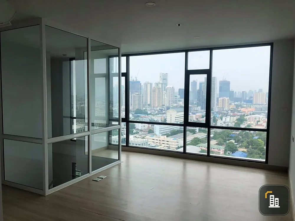 Condo for rent Bangkok Horizon Sathorn-Narathiwat Spacious room Great usable space Hurry and make a reservation.