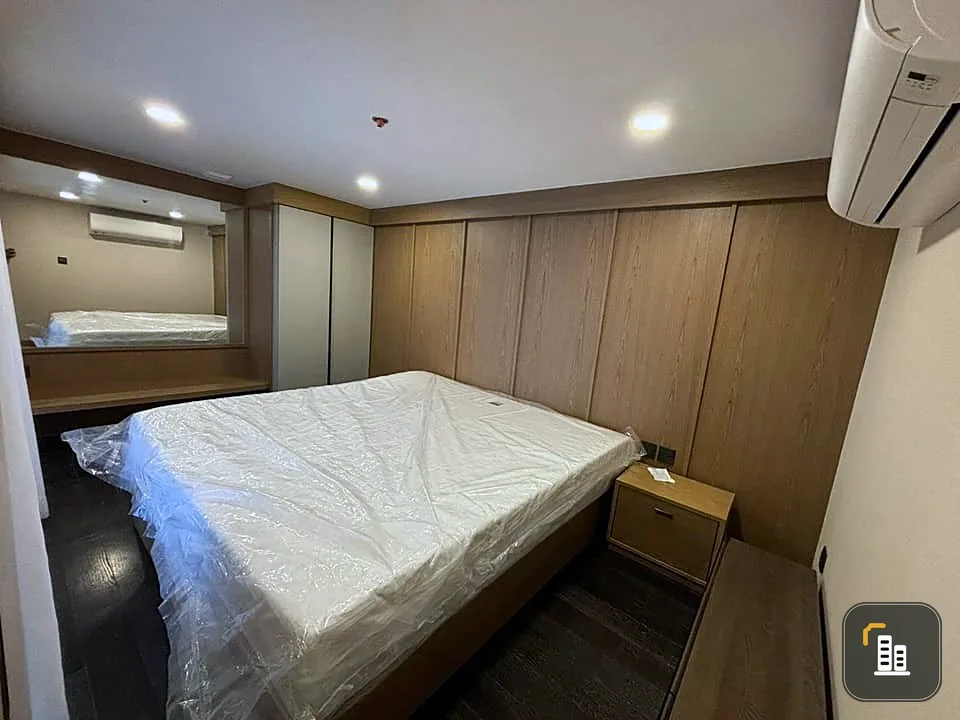 For sale or rent: Park Origin Thonglor, Duo Space room, high ceiling, 40th floor, high view. Don't miss it.