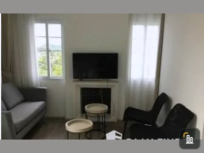 Condo for rent, Chambery Sriracha-Laem Chabang, 8th floor, corner room, sea and mountain views, good price, don't miss it.