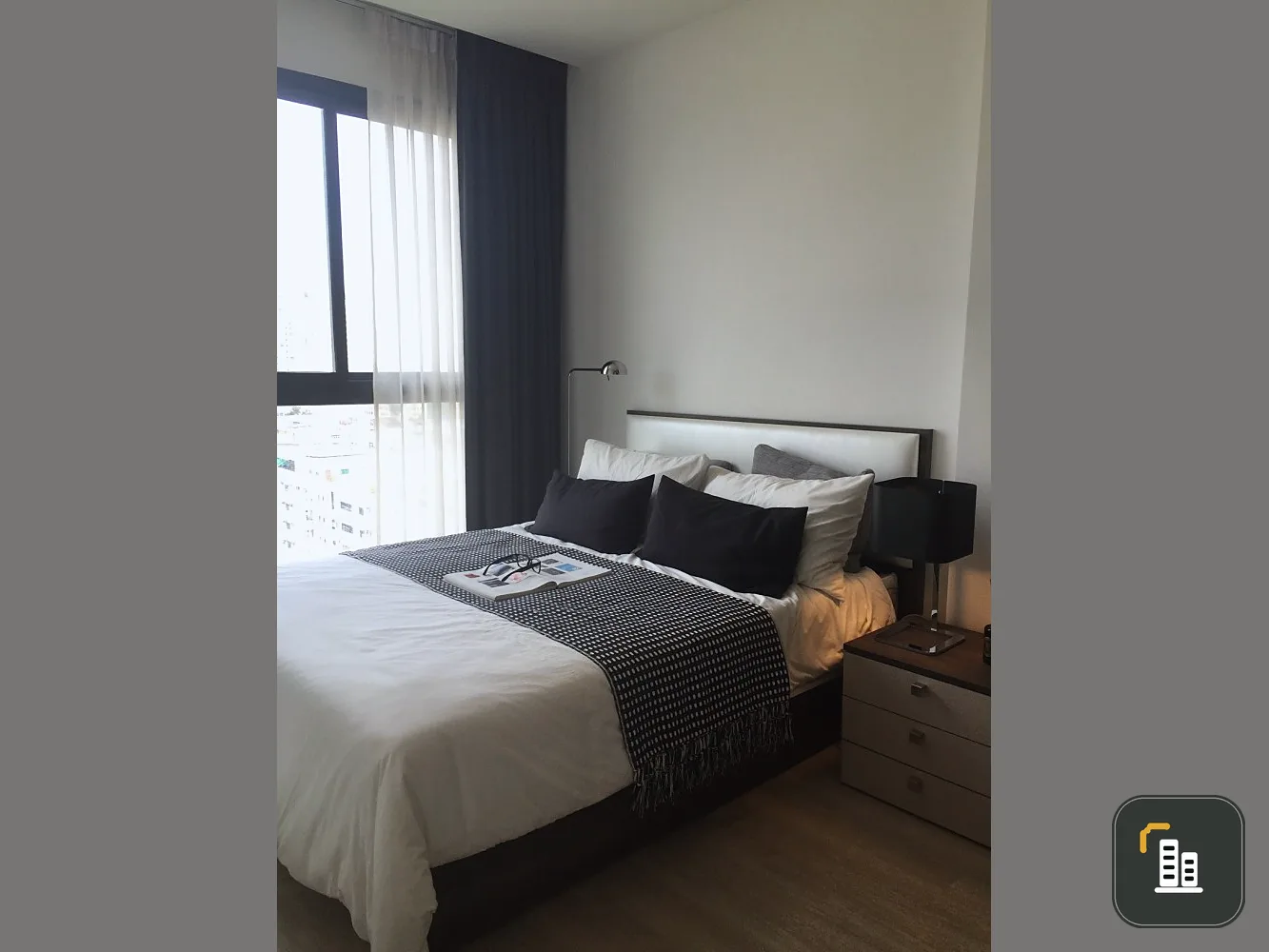 For sale: Quinn Condo Ratchada 17, 32nd floor, Sukhumvit city view, 1 bedroom, 1 bathroom, simple decoration, nice to live in. If you don't reserve, y