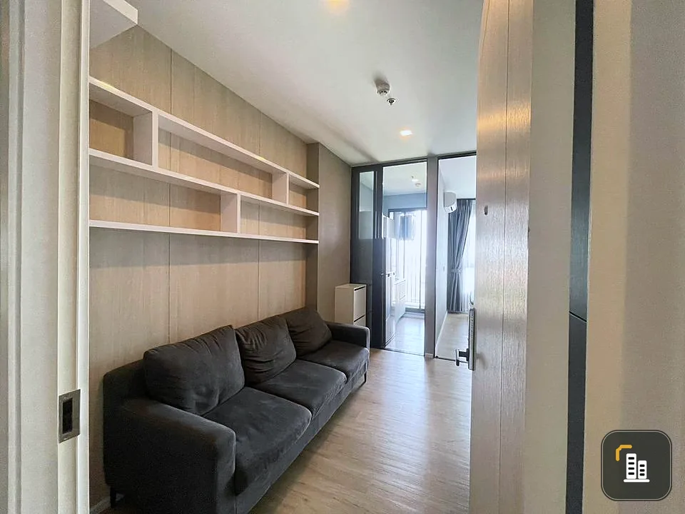 For rent: Notting Hill, Laem Chabang-Sriracha. Complete electrical appliances There is a washing machine. You can just come in and stay.