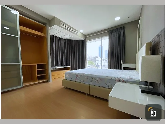 For sale: The Bangkok Thanon Sap, 3 bedrooms, 2 bathrooms, Building C, 8th floor, room size 105 sq m, ready to move in, book now.
