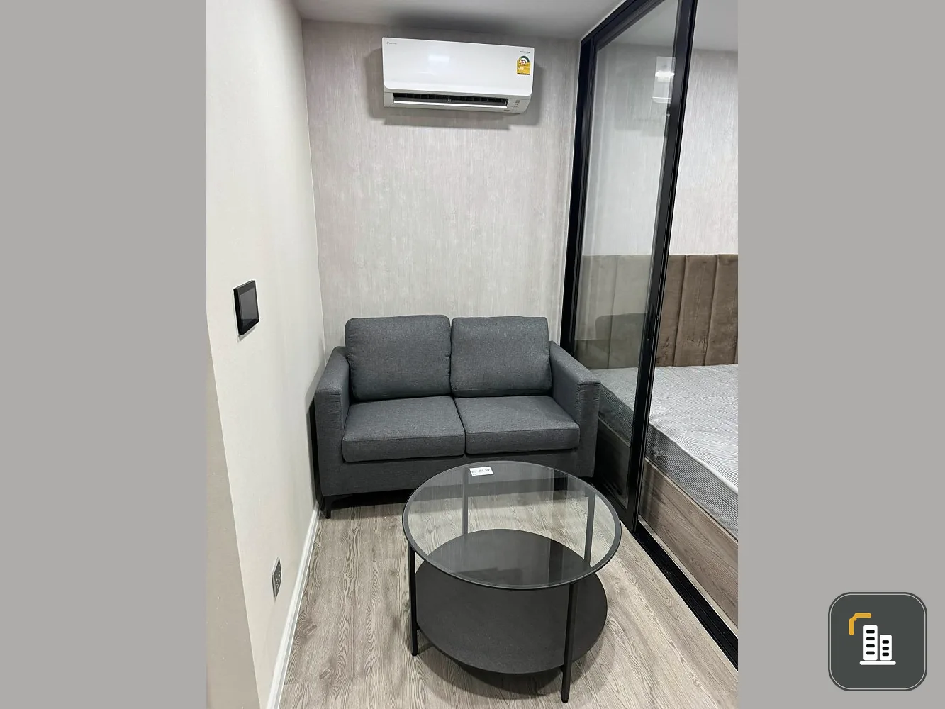 For rent, Cave Town Colony, 7th floor, golf course view, comes with complete decorations. Book now quickly.