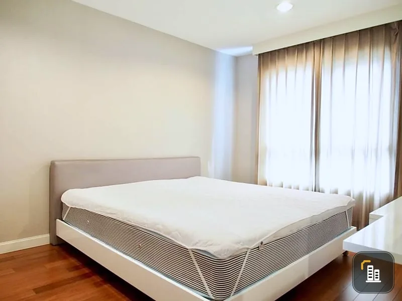 Condo for rent, Belle Grand Rama 9, complete with furniture and electrical appliances, near MRT Rama 9.