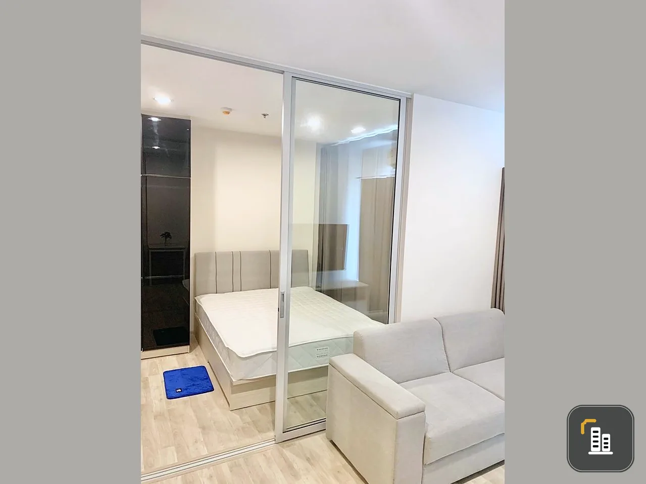 For rent: Niche Mono Ramkhamhaeng, 16th floor, beautiful view, white tone room, comfortable to the eye, very livable. Not booking is making a big mist