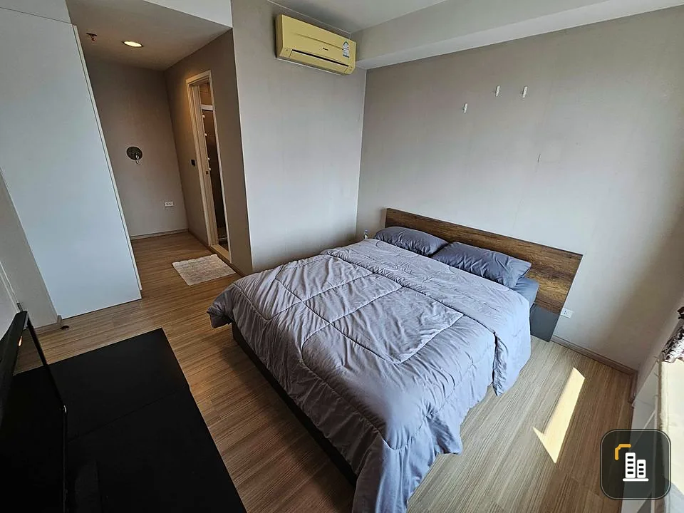 For sale, for rent, Fuse Mobius Ramkhamhaeng Station, 26th floor, open view, very spacious room. Hurry and reserve yours now.
