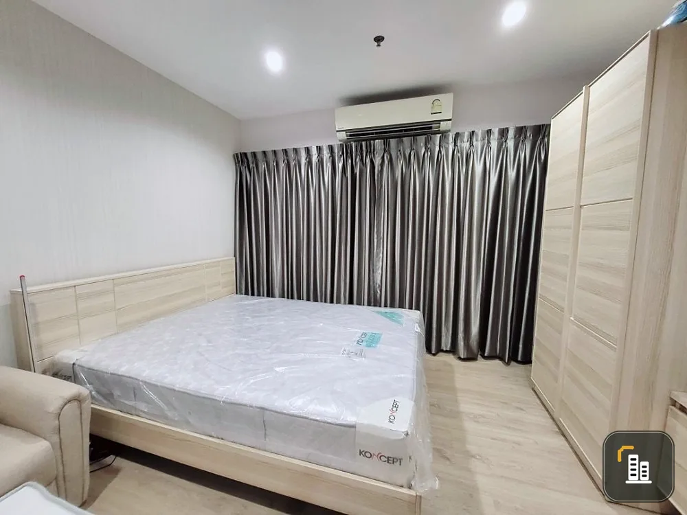 For sale Thana Astoria STUDIO room, 10th floor, STUDIO room decorated simply and pleasing to the eye. Hurry and move in now.