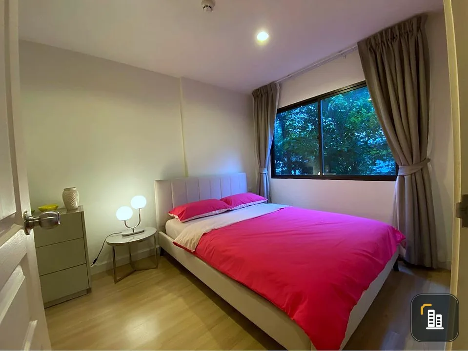 For rent, The Nest Sukhumvit 22, clean, comfortable room, comfortable sofa, comfortable bed. Don't miss it, book now.