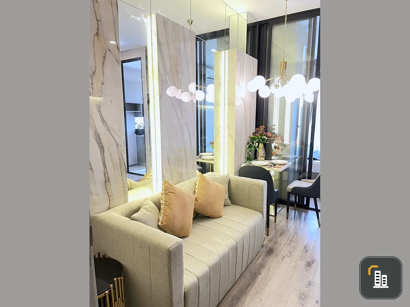 For rent: Knights Bridge Prime On-Nut, luxuriously decorated room, high floor, awesome city view. Really beautiful and good. Book now.