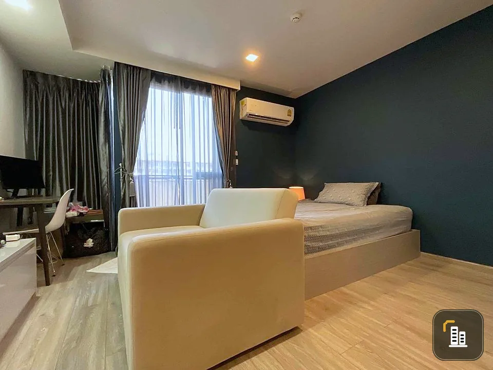 Urgent sale, Condo Maestro 14 Siam-Ratchathewi, room ready to move in. Complete facilities Buy now, don't wait.