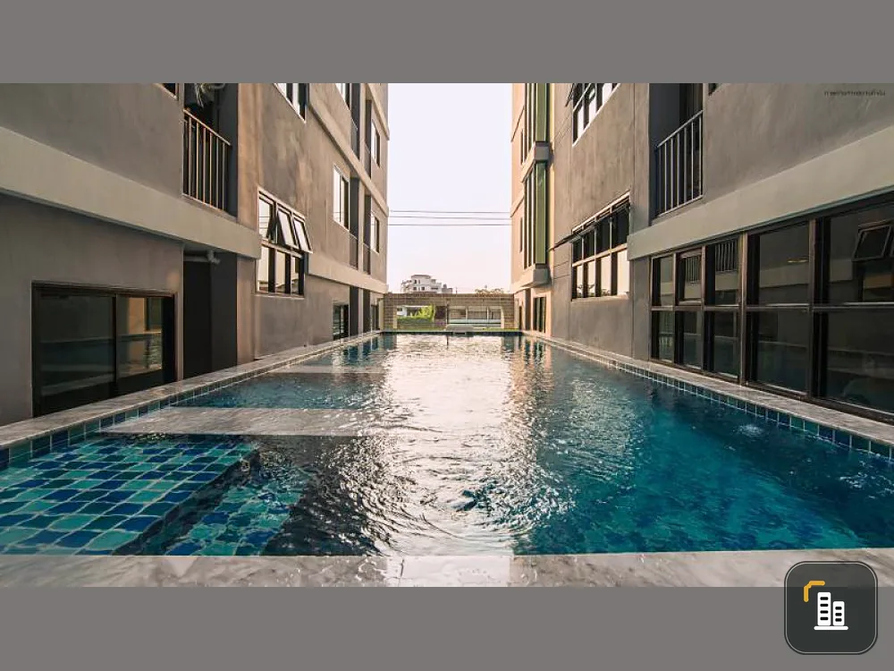For sale: B.loft Sukhumvit 109, corner room, very private. Fully furnished Just come and move in right away.
