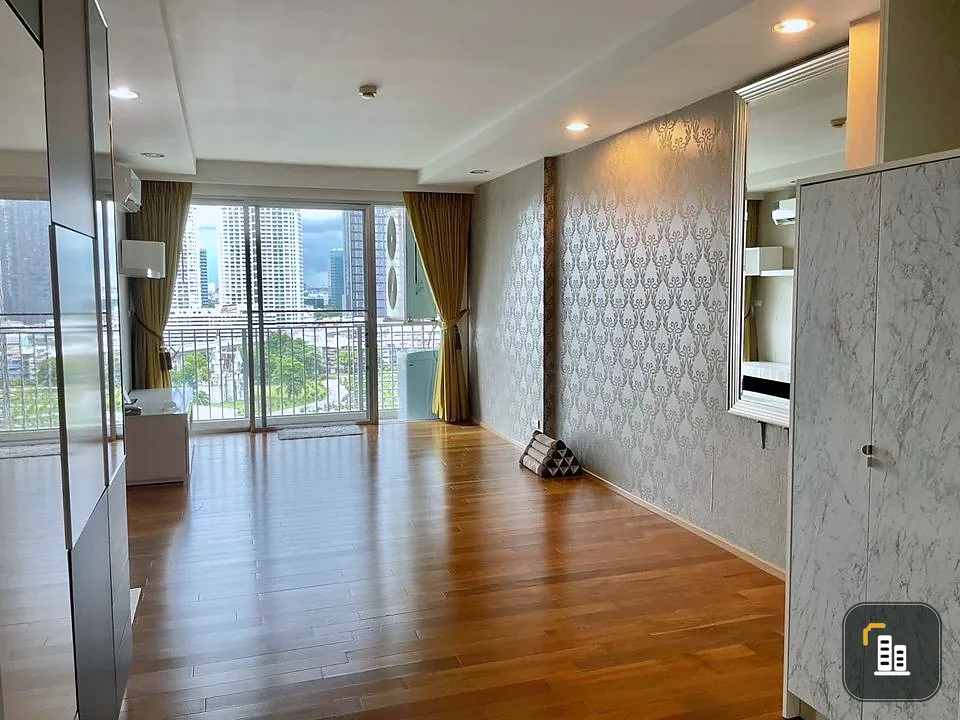 For sale: The Line Phahonyothin Park, decorated and ready to move in. Install wallpaper in the whole room. Good like this, move in right away.