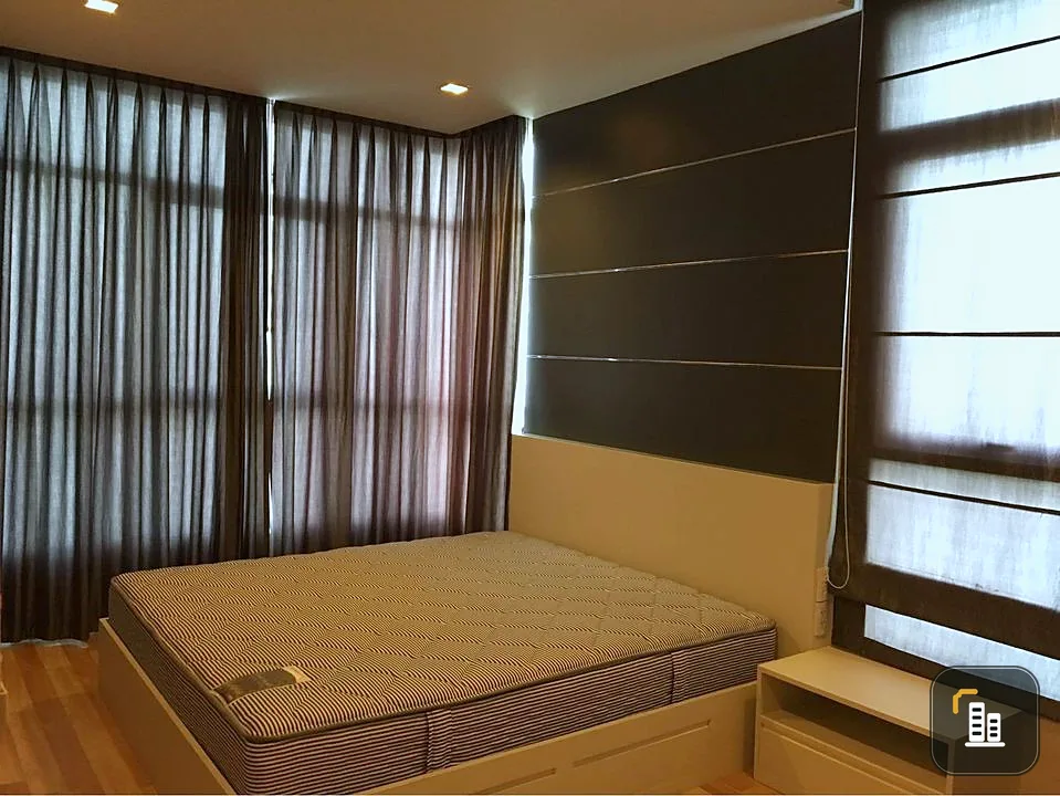 For sale: Ideo Verve Ratchaprarop, 17th floor, corner room, very private. Spacious and comfortable Hurry and move in now.