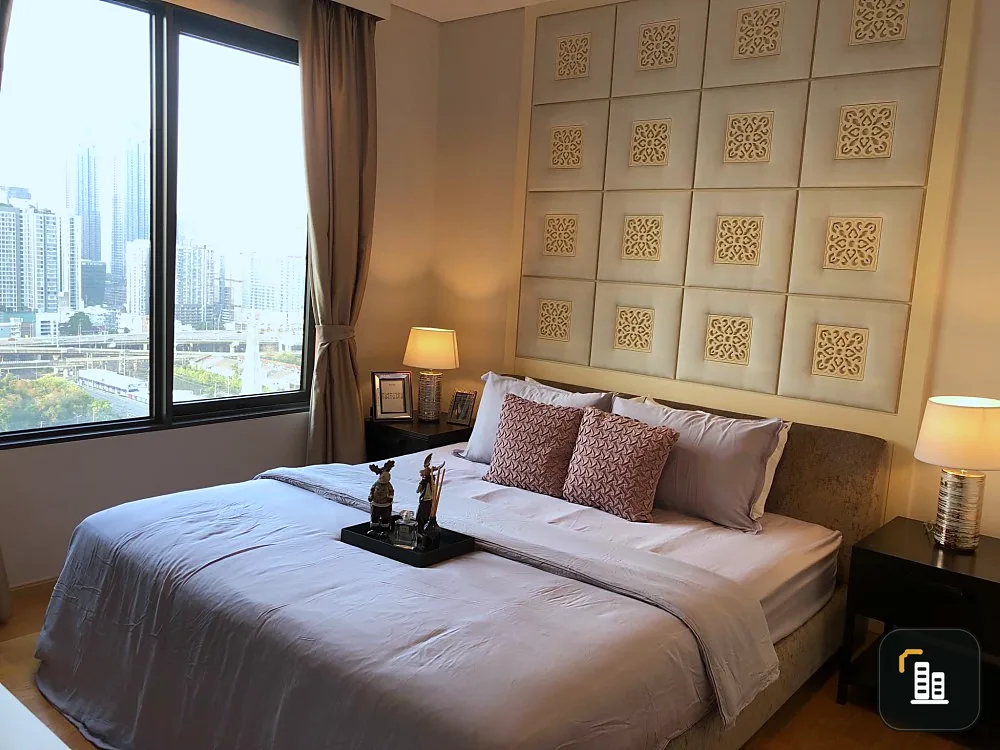 Villa Asoke for rent, beautiful room, luxury Ready to move in, 2 floors, giving the feeling of being in a house for urgent rent