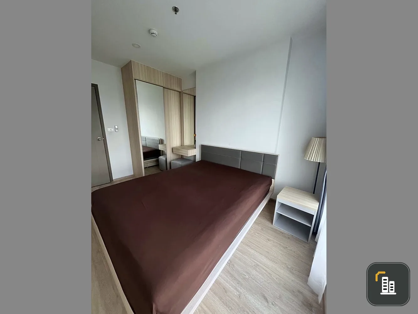 For sale: Ideo O2, 6th floor, open view, comfortable to the eyes, fully decorated, lots of free gifts. If you don't reserve, you will regret it. Hurry