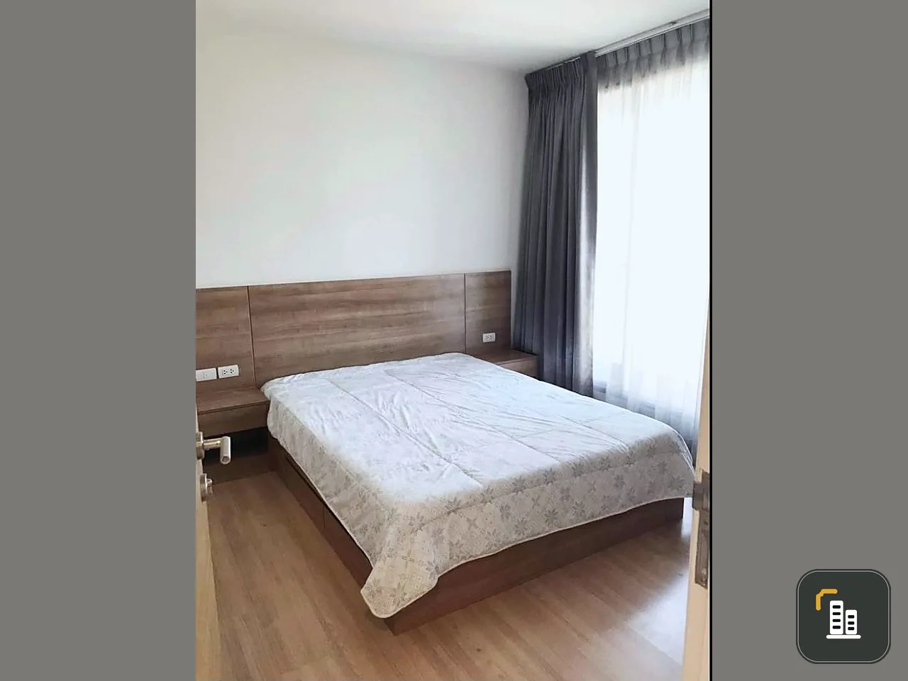 For rent Rhythm Phahon-Ari. Spacious room, lots of usable space, comfortable living, complete amenities. Book now.