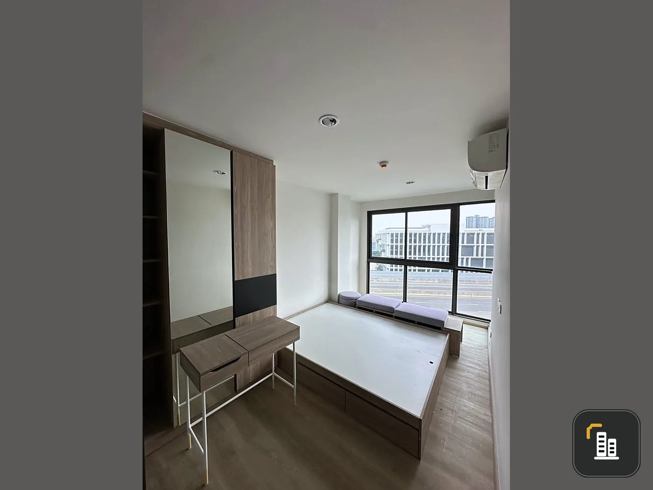 Condo for sale: The Excel Hideaway Sukhumvit 71 1 Bedroom Size 30 Sqm. Floor 8 Building C. Reserve now.