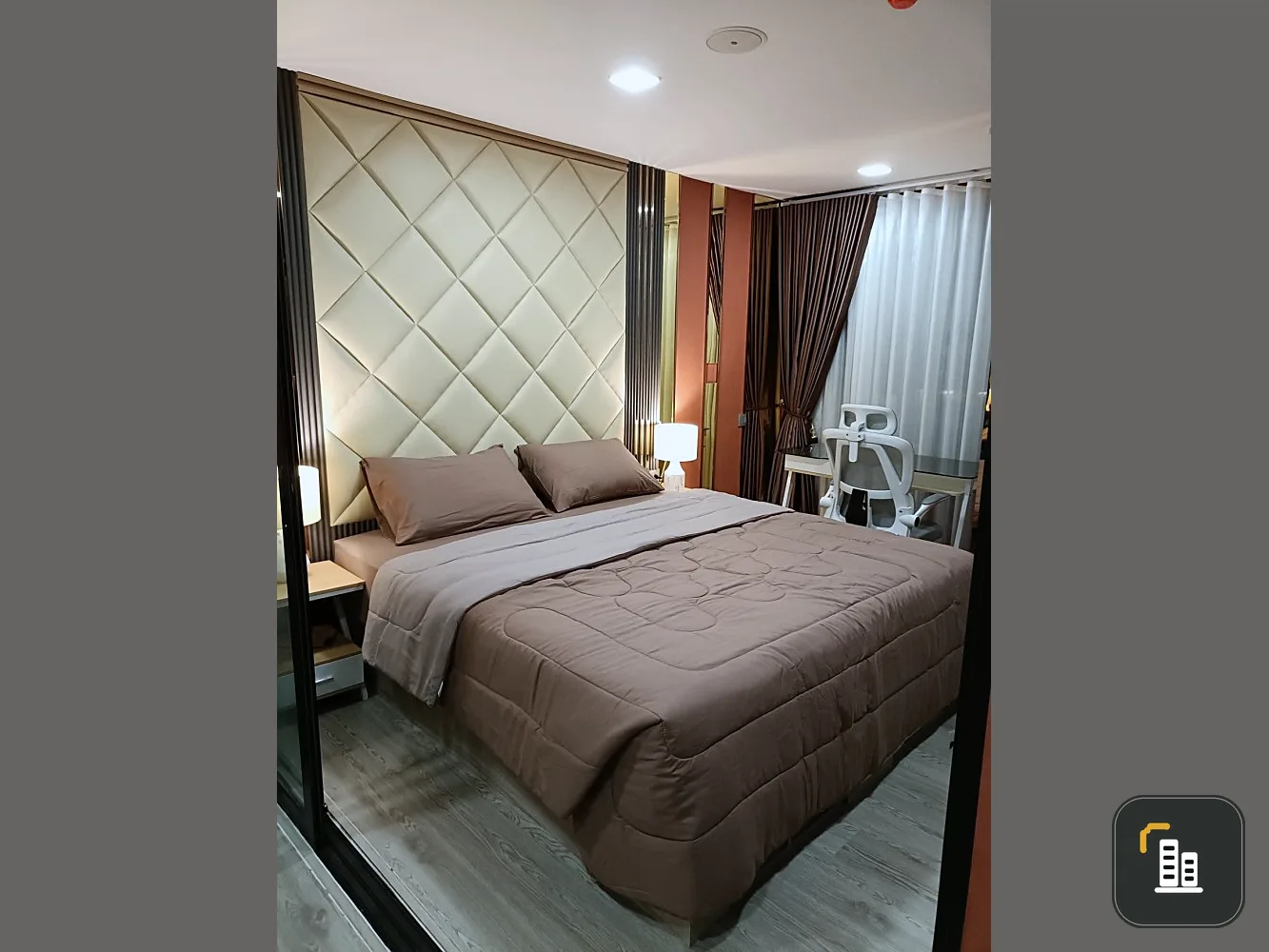 For rent sell, Cave Town Colony, 3rd floor, pool view, partitioned room, fully furnished, comes with complete decorations. Book now, urgent.