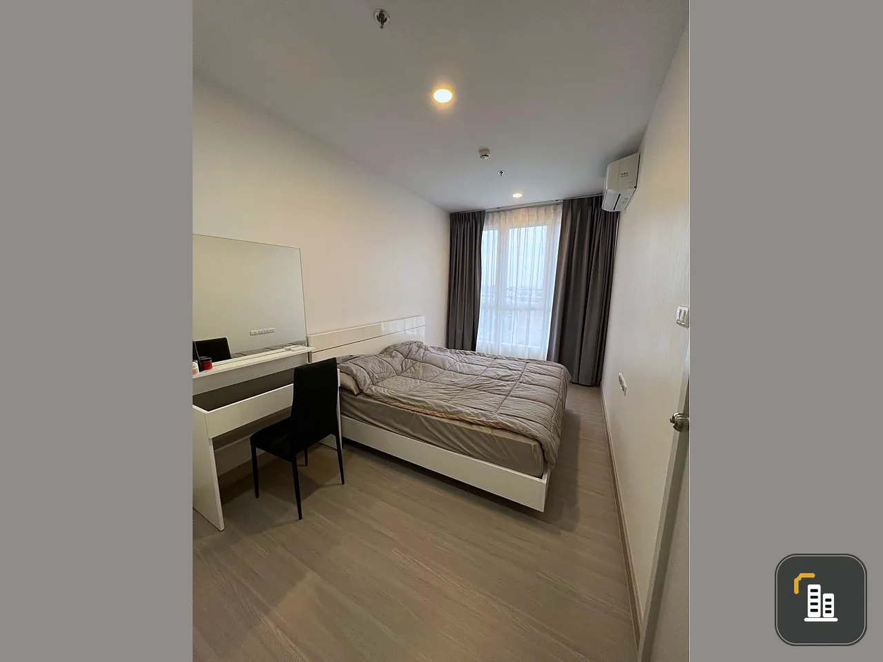 For rent, Supalai Loft Sathorn-Ratchaphruek, 7th floor, unblocked view, corner room, very private. Hurry and reserve now.