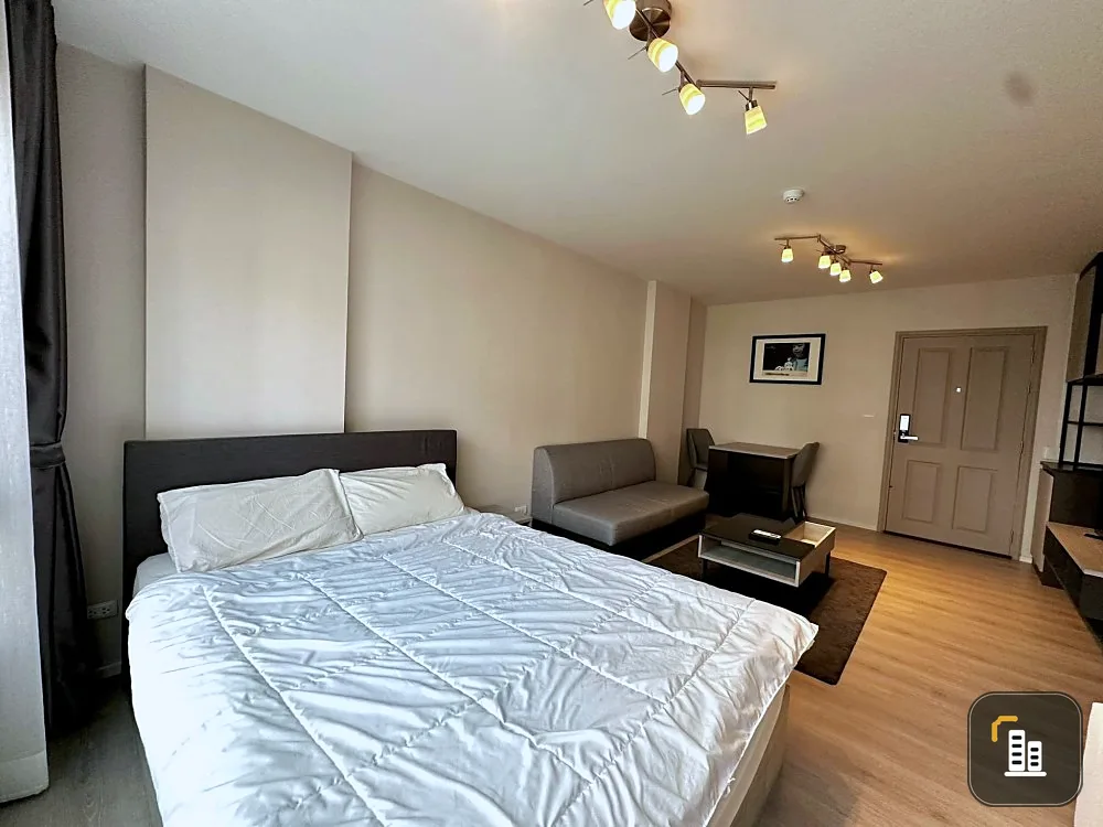 For sale: D Condo Campus Dome Rangsit, Phase 3, 4th floor, swimming pool view, fully furnished, hurry and reserve now, don't miss it.