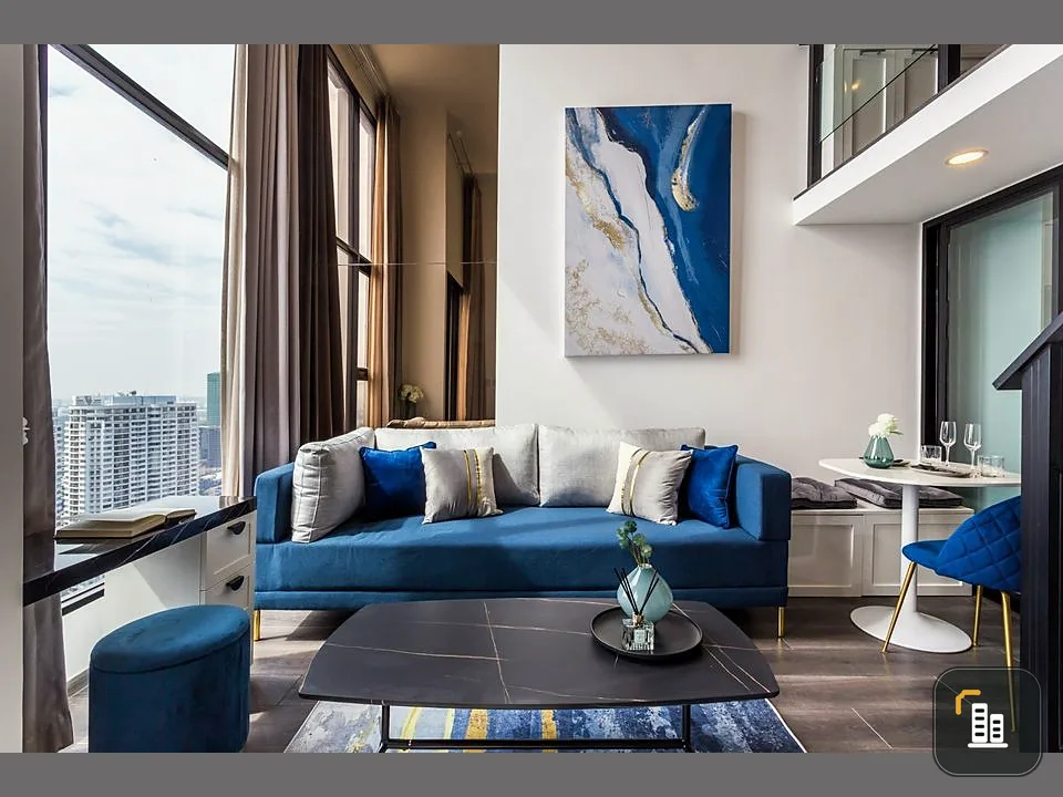 For sale KnightsBridge Space Rachayothin, luxuriously decorated, BUIT-IN, very beautiful, high ceilings. Let's own it.