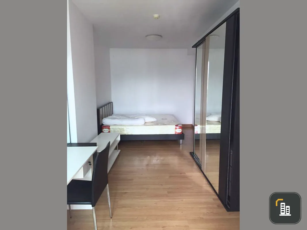 Very good!** For rent Supalai Park Asoke-Ratchada** High floor, Airport link view, fully furnished, do not rush to reserve, you will miss it!!