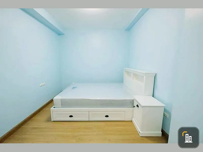 Great value!**Condo for rent Supalai Park Asoke-Ratchada**Superb view, lovely room, can bring a bag to live!!