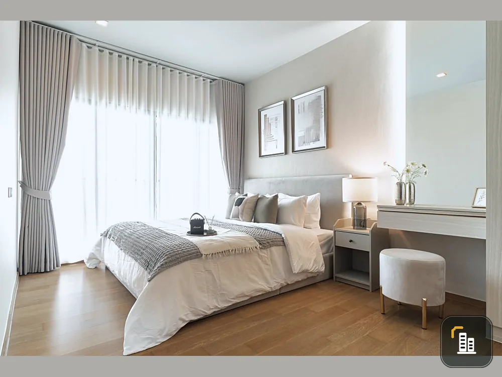 For rent: Noble Revent, 15th floor, spacious room, comfortable, nice decoration. Let me tell you, you shouldn't miss it. Book now quickly.