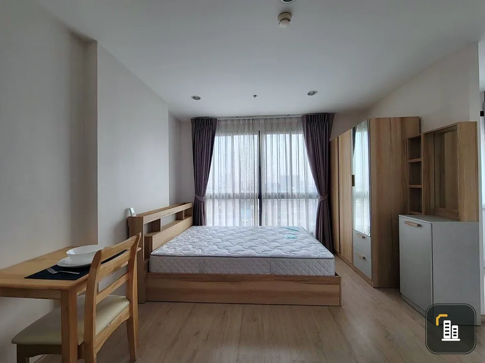 For rent, Ideo Sathorn-Tha Phra, 8th floor, very open view, STUDIO room, fully furnished, at this price, don't miss it.