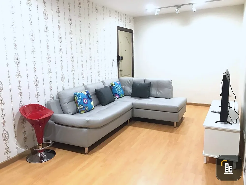 For sale: The Crystal Condominium 2, already decorated, just bring your bags and move in. If you miss it, you'll regret it.