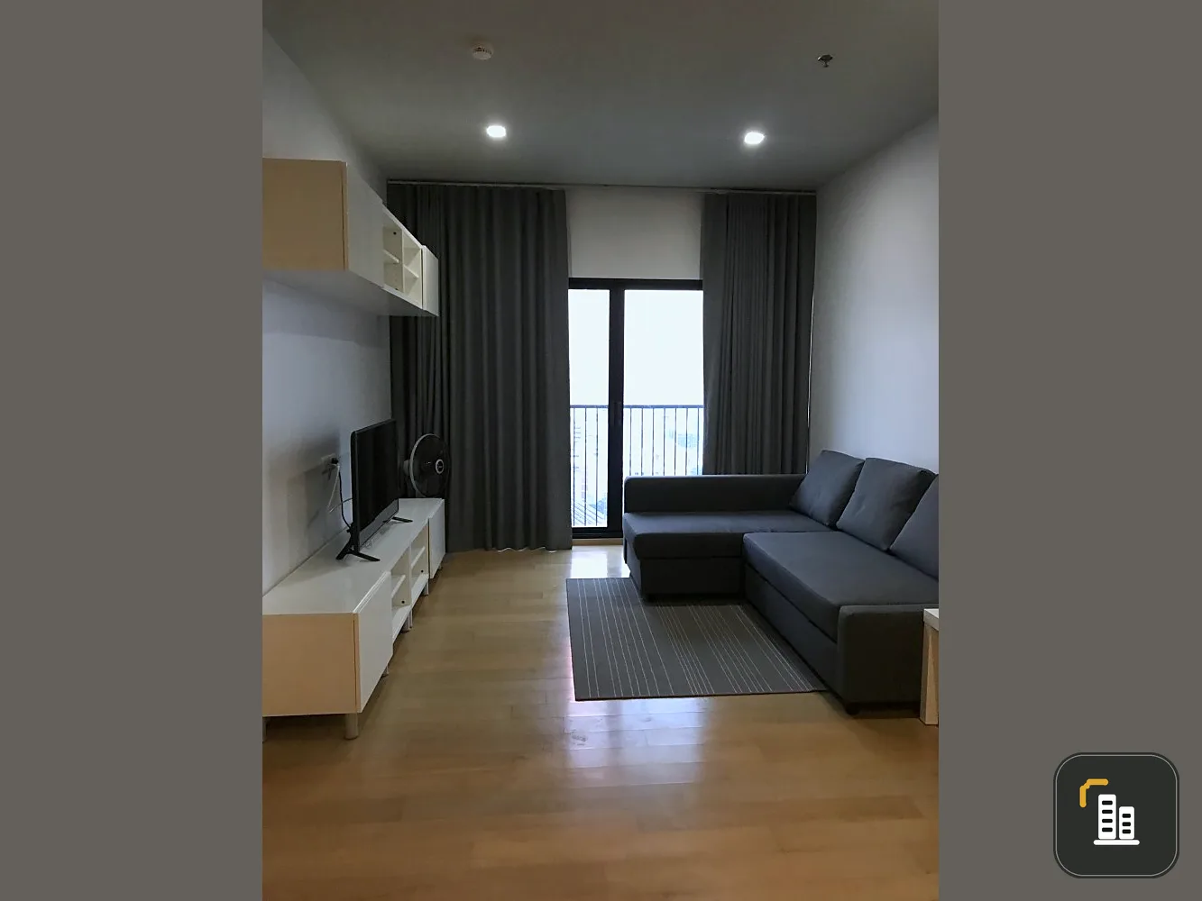 Condo for rent, Noble Revent, spacious room. The usable space is worth it. It's complete here. You must hurry and reserve it before it slips away.