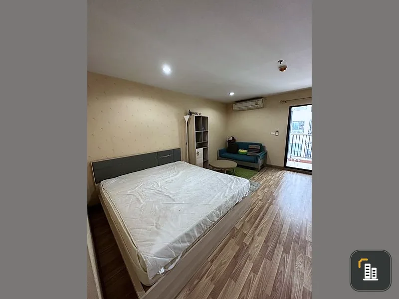 Regent Home Condo for sale, 15 rooms with good wallpaper. The room is not cramped, open and comfortable. Hurry and reserve now.