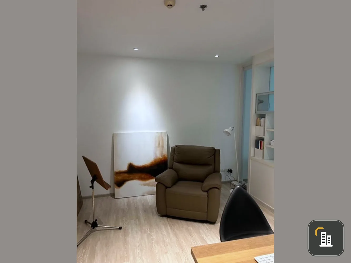 For sale: Centric Scene Sukhumvit 64, 5th floor, complete with furniture and electrical appliances. Interested in becoming an owner? Reserve now.