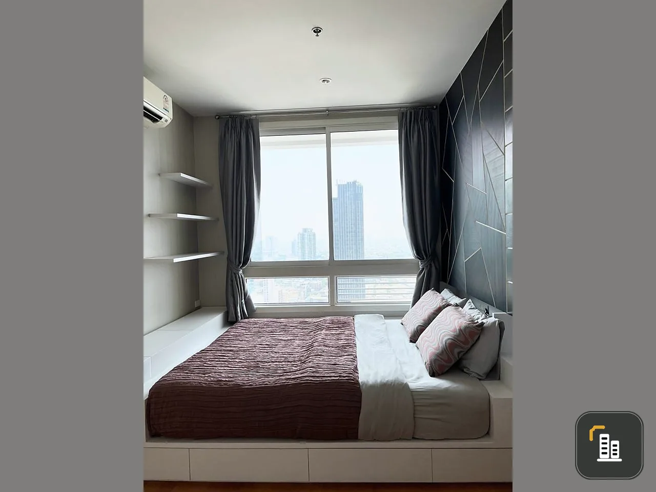 For rent, Villa Ratchathewi, 31st floor, high floor, good view, comes with complete decoration. It's great like this. Hurry and reserve it. Hurry.