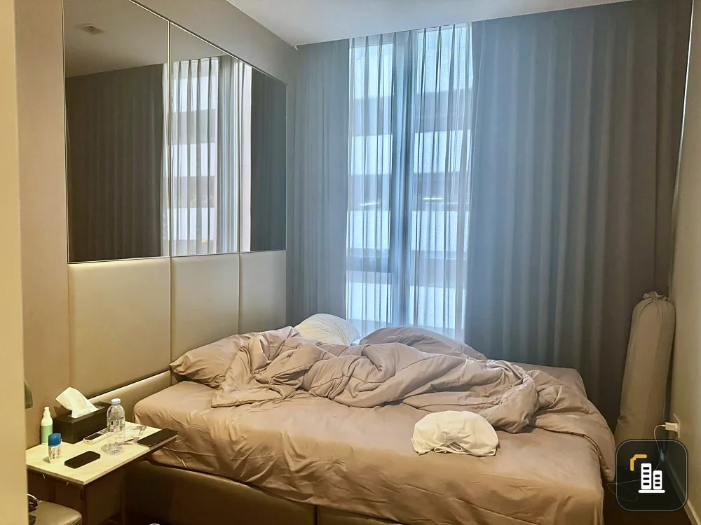 Urgent sale, Hyde Sukhumvit 11, decorated room, ready to move in. Complete in one place It's good to buy for yourself, it's a great investment, hurry