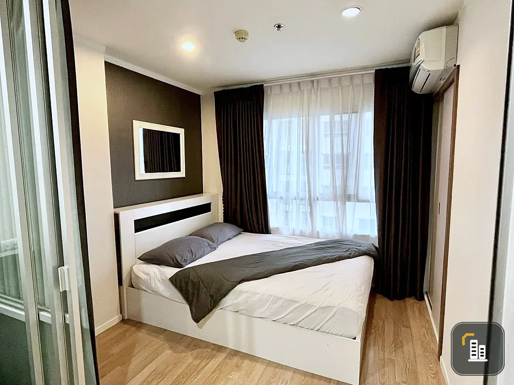 For sale, for rent Lumpini Mega City Bangna, decorated in white tones, swimming pool view, room is not hot, only gets sunlight in the morning, reserve