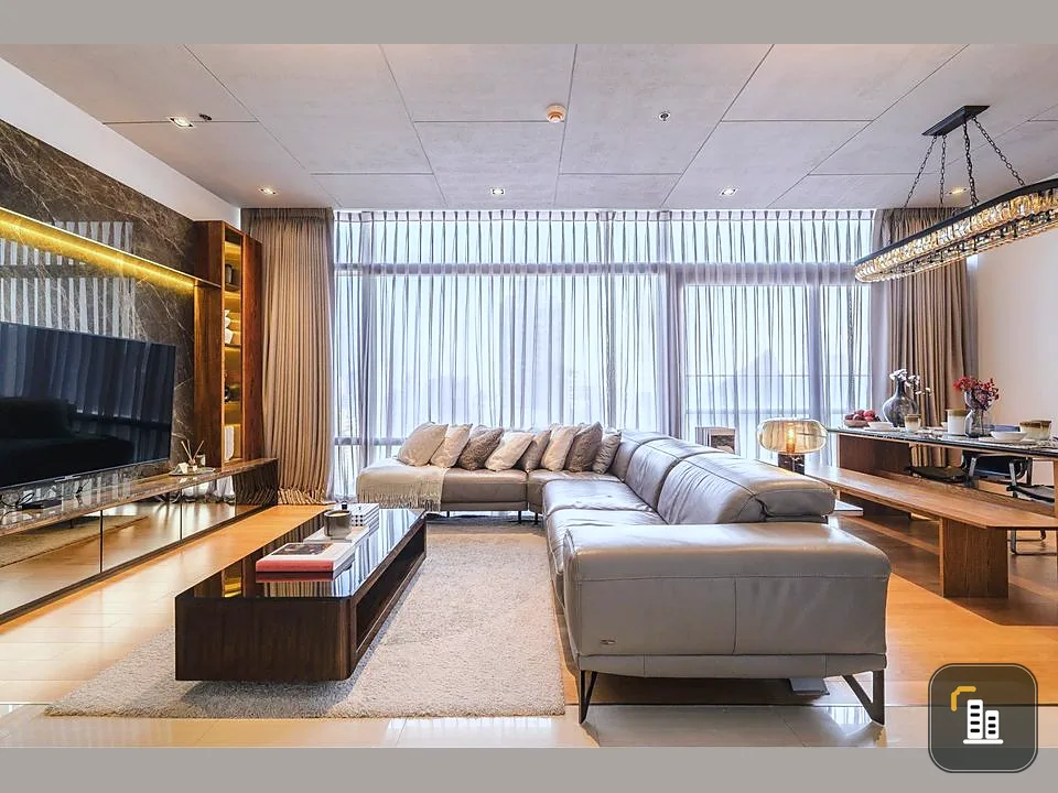 For sale or rent, Circle 2 living prototype, 30th floor, Panorama view, beautiful, luxurious, not fake, good like this, don't miss it.