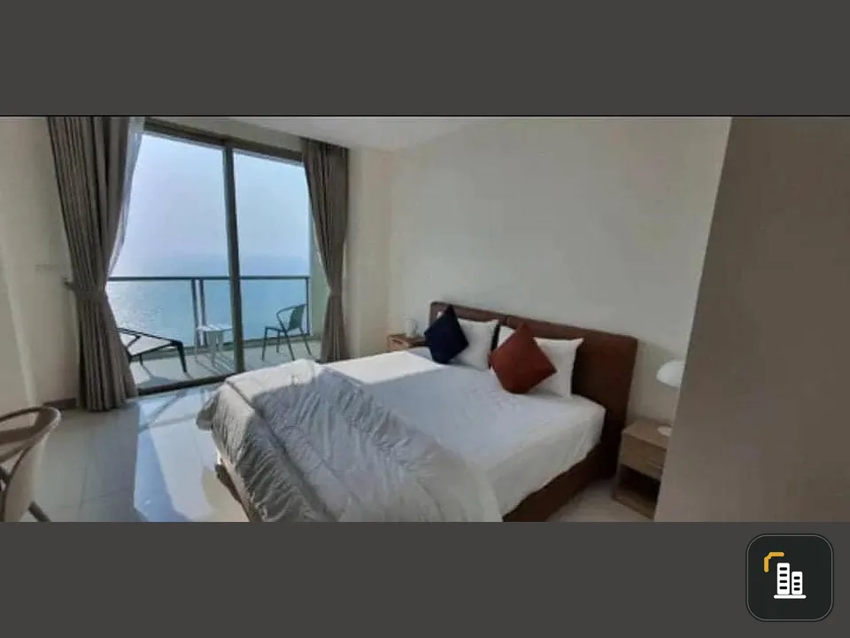 For sale/rent The Riviera Wongamat Beach, 24th floor, sea view, comfortable living, complete amenities, buy.