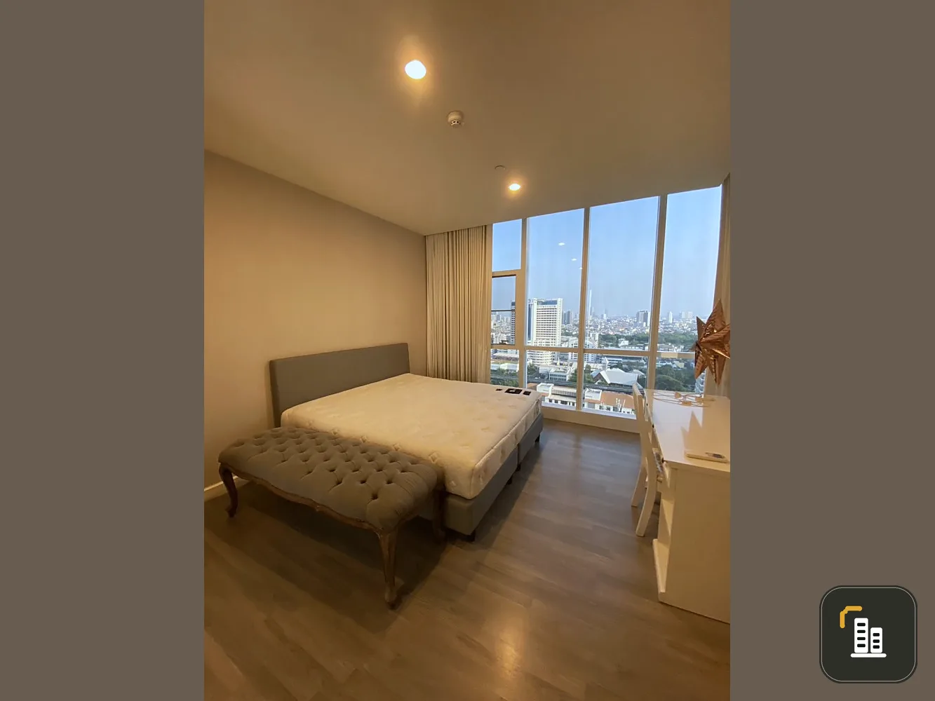 Condo for sale, The Room Sathorn, Thanon Pan, pleasantly decorated, fully furnished, just drag your bags.
