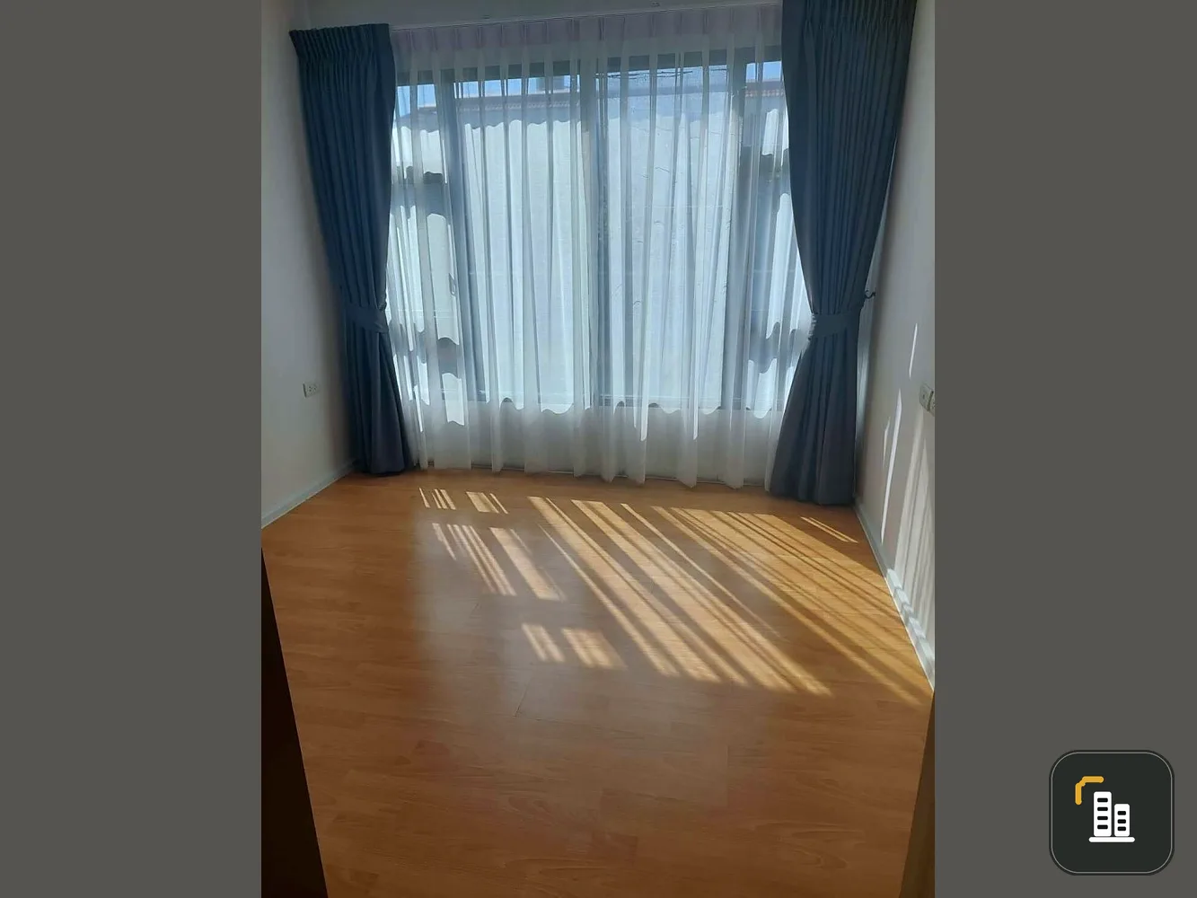 For sale: D-Mura Ratchayothin, empty room, 4th floor, private corner room, very wide, well divided, don't miss it.