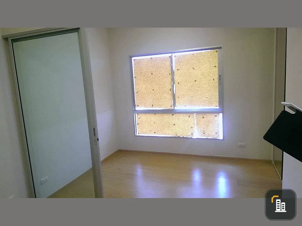 For sale Plum Condo Bang Yai Station, empty room, affordable price. People who love decorating rooms Don't miss this room.
