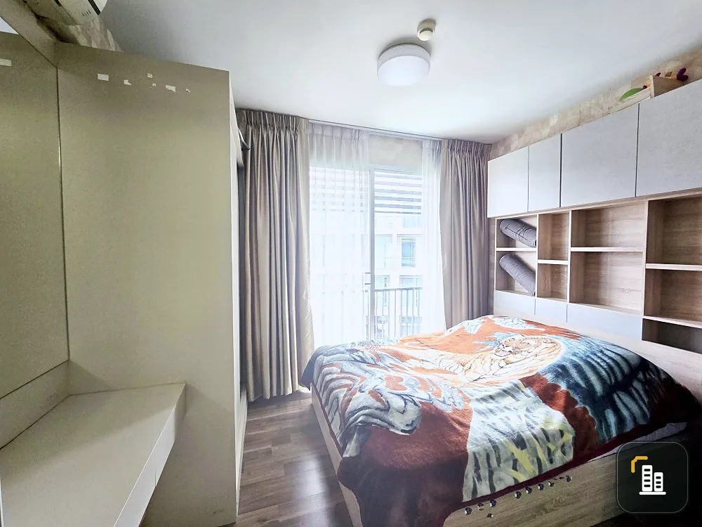 For rent A Space ME Sukhumvit 77, built-in room with wallpaper. The whole room is very good. Don't delay, reserve now.